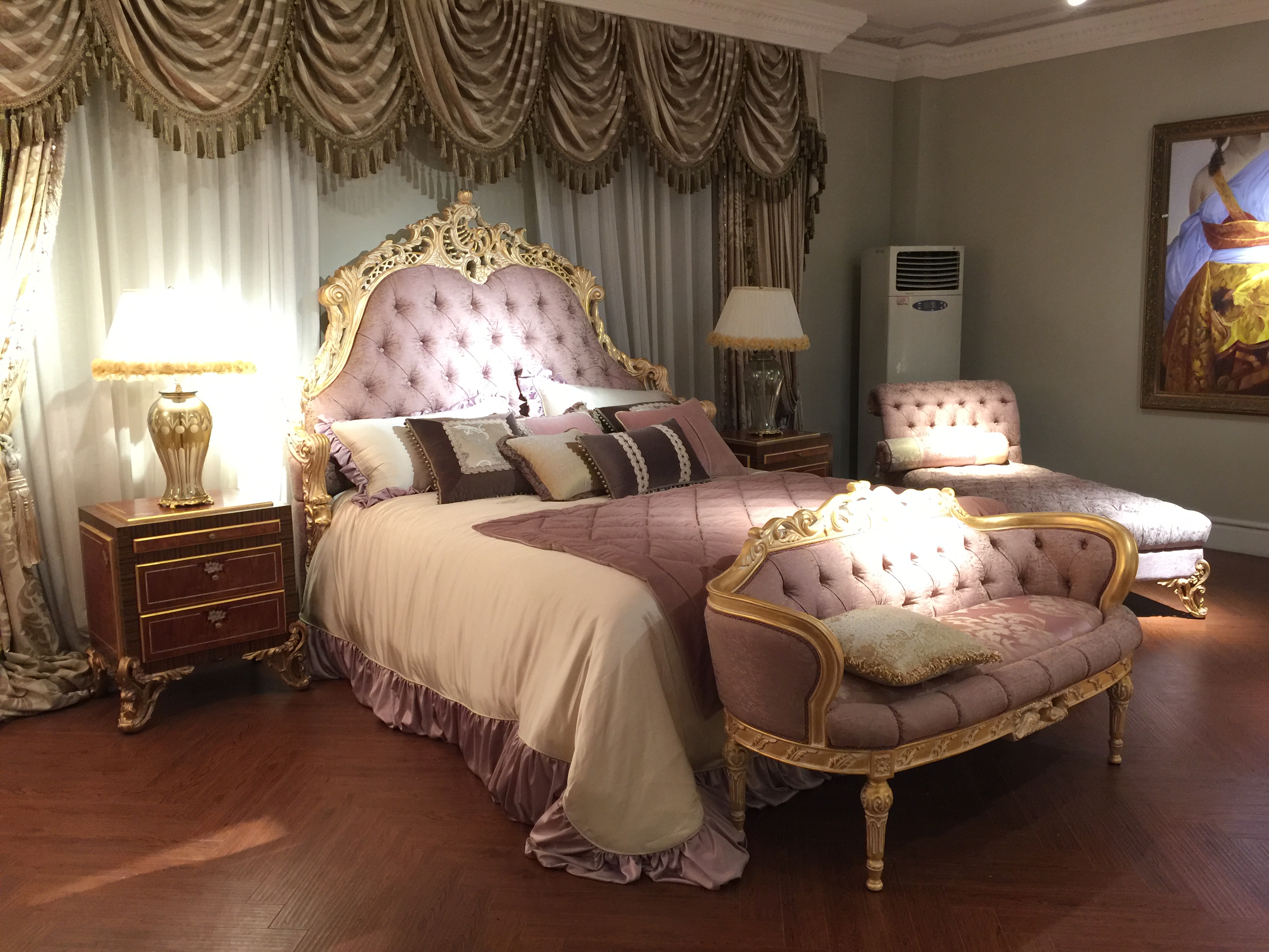 Nội thất V-Rocco